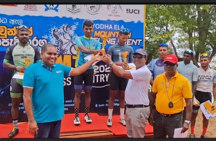 Men's Trophy Presentation